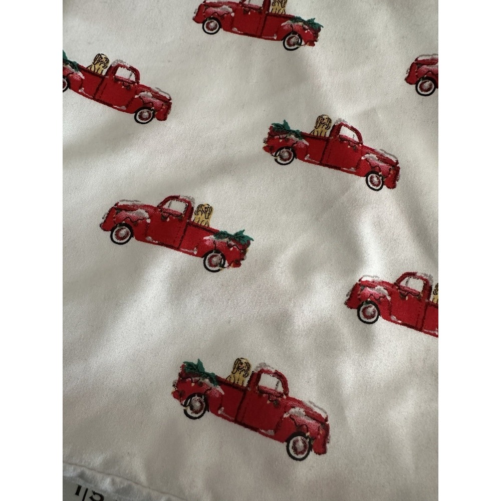 (2)‎ Modern Southern Home Christmas Red truck and dog  Pillowcases 20x39